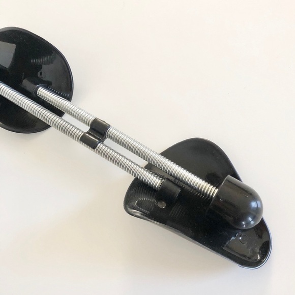Black Plastic Spring Shoe Tree Women’s Shoe Horn Stretcher - fits up to size 9 - Picture 13 of 15